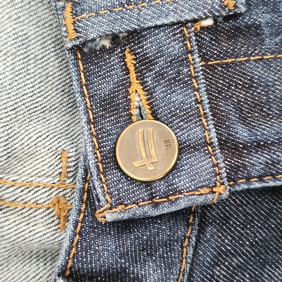 William Rast Jeans - Picture 6 of 7